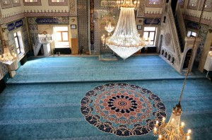 Yün Cami Halısı
